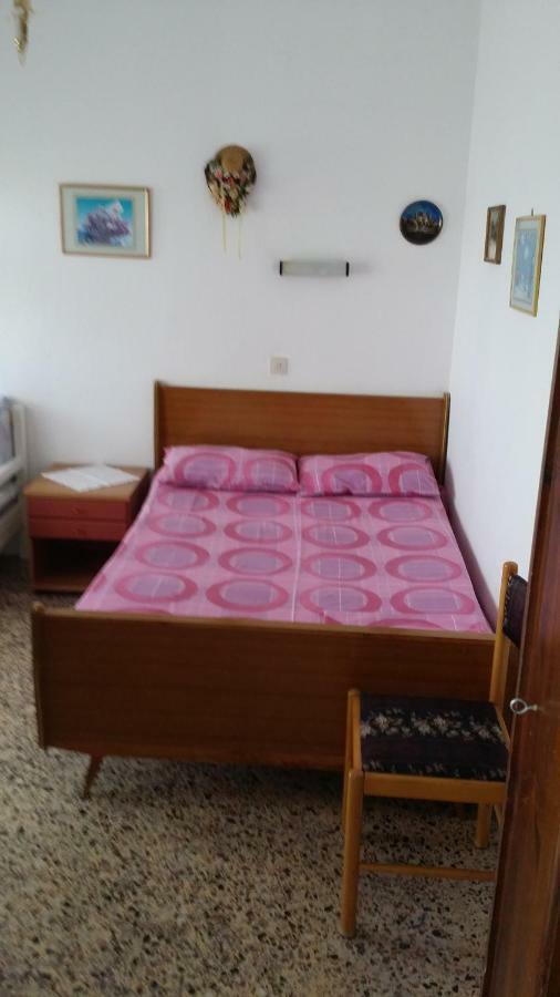 Grigorios Apartments Vrasná エクステリア 写真