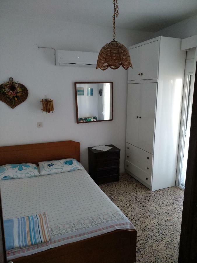 Grigorios Apartments Vrasná エクステリア 写真